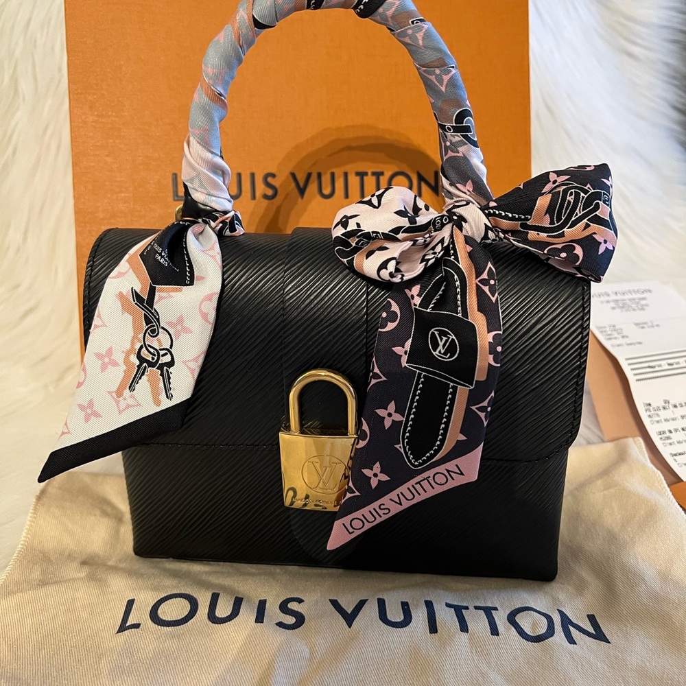 COPY - Louis Vuitton BB Locky used like new. Just worn a few times. Full box, r…